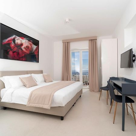La Prora Apartments Capri Bagian luar foto
